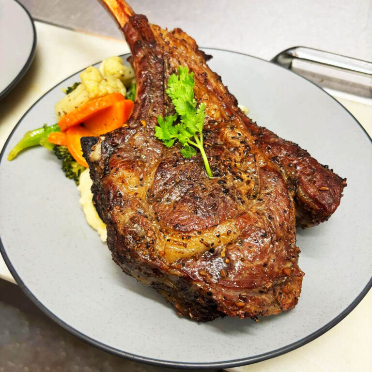 Tomahawk Steak